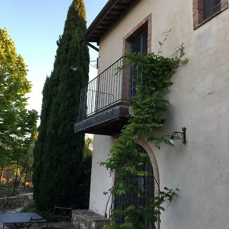 Le Tre Pietre - Podere Nel Chianti Farma
